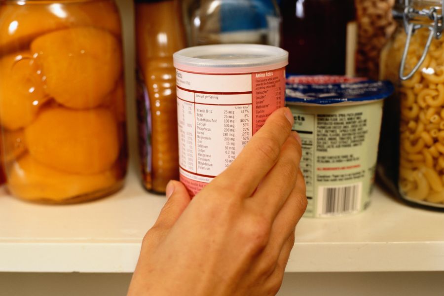 nutrition label on canned food